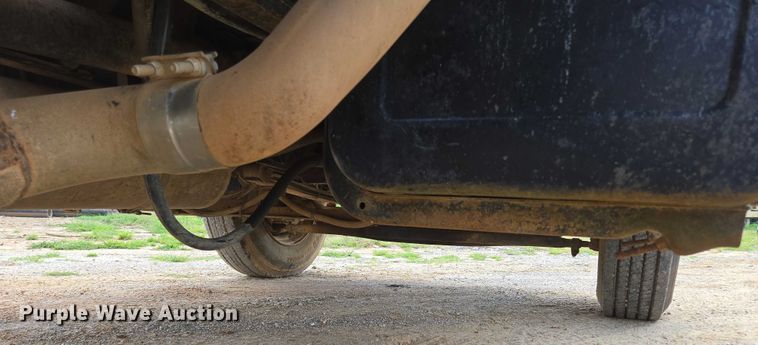 image for item ED2185 1994 Chevrolet Kodiak 6500 dump flatbed truck