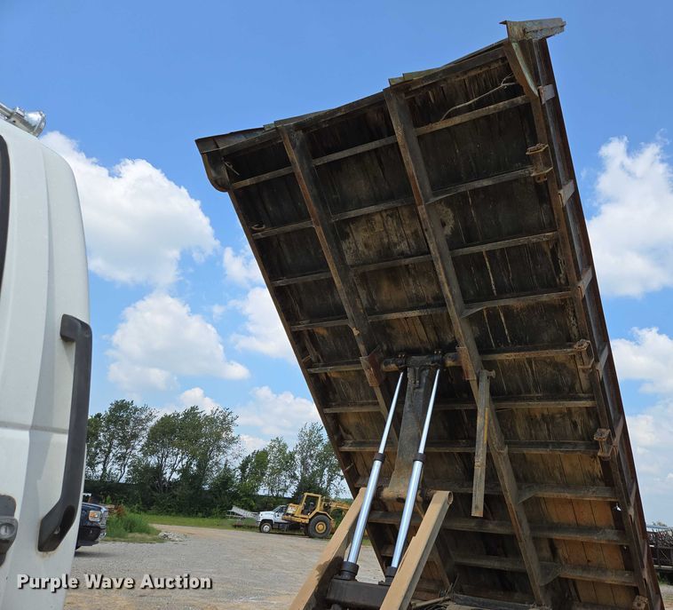 image for item ED2185 1994 Chevrolet Kodiak 6500 dump flatbed truck