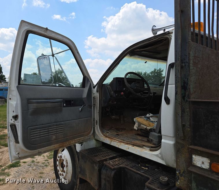 image for item ED2185 1994 Chevrolet Kodiak 6500 dump flatbed truck