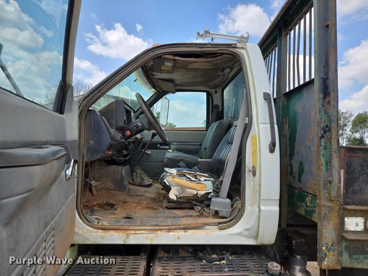 image for item ED2185 1994 Chevrolet Kodiak 6500 dump flatbed truck