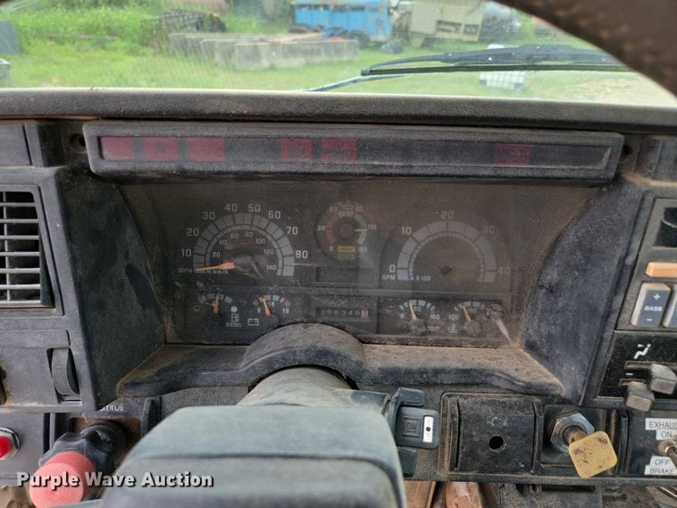 image for item ED2185 1994 Chevrolet Kodiak 6500 dump flatbed truck