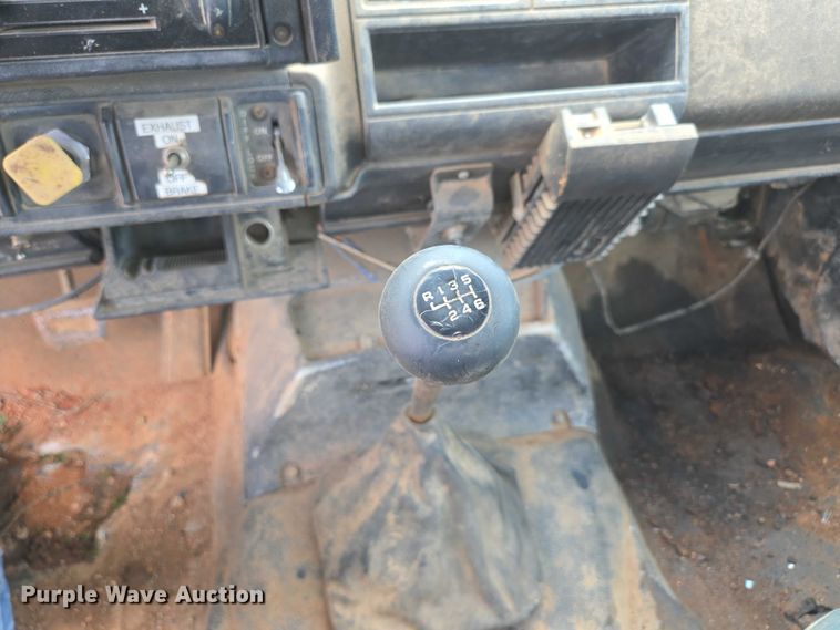 image for item ED2185 1994 Chevrolet Kodiak 6500 dump flatbed truck