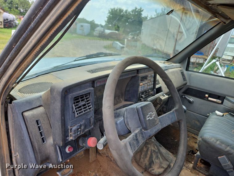 image for item ED2185 1994 Chevrolet Kodiak 6500 dump flatbed truck