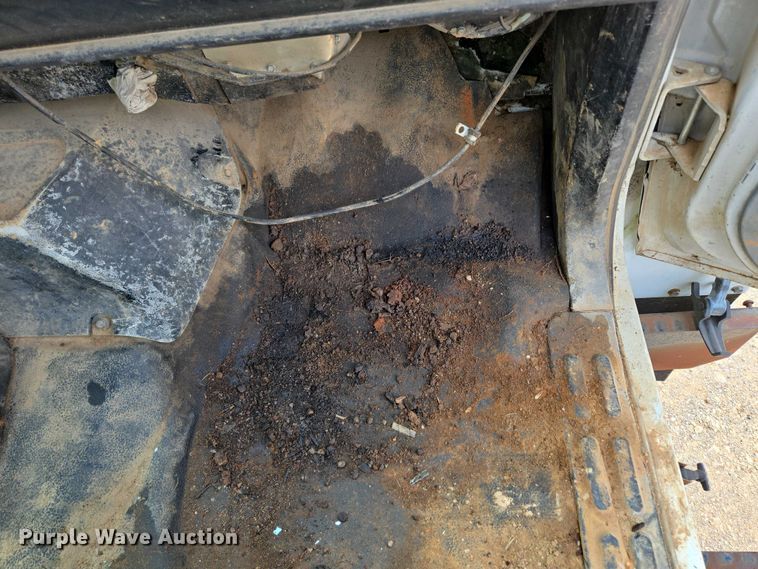 image for item ED2185 1994 Chevrolet Kodiak 6500 dump flatbed truck