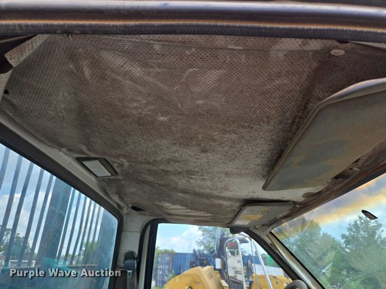 image for item ED2185 1994 Chevrolet Kodiak 6500 dump flatbed truck