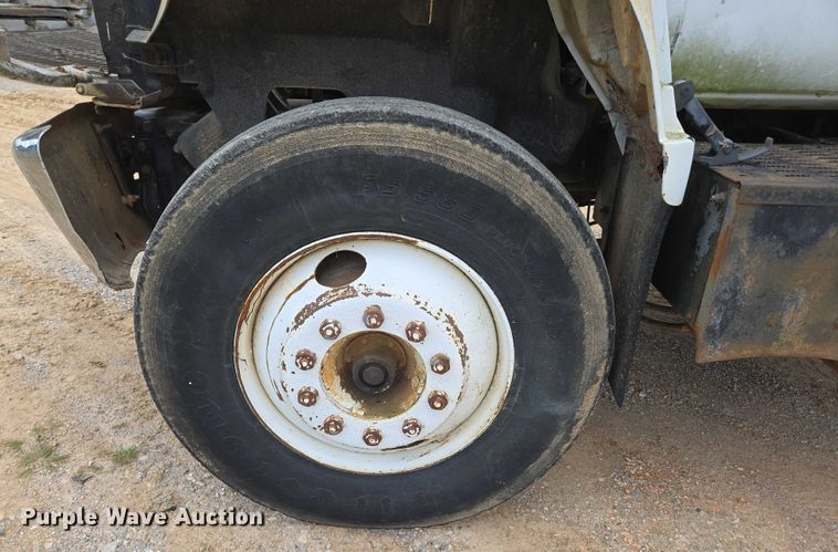 image for item ED2185 1994 Chevrolet Kodiak 6500 dump flatbed truck