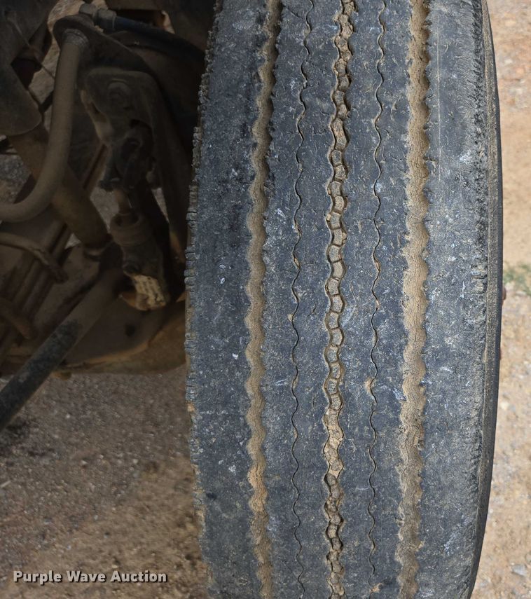 image for item ED2185 1994 Chevrolet Kodiak 6500 dump flatbed truck