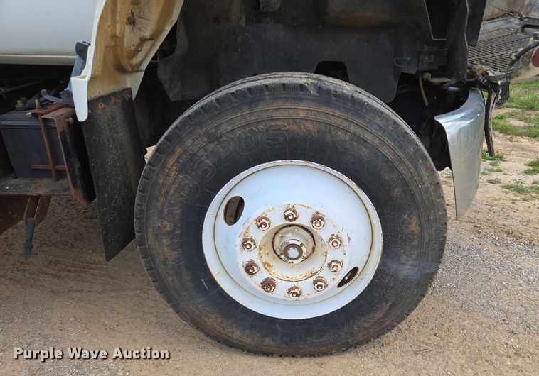 image for item ED2185 1994 Chevrolet Kodiak 6500 dump flatbed truck