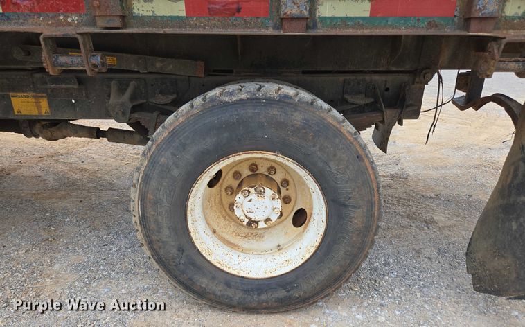 image for item ED2185 1994 Chevrolet Kodiak 6500 dump flatbed truck