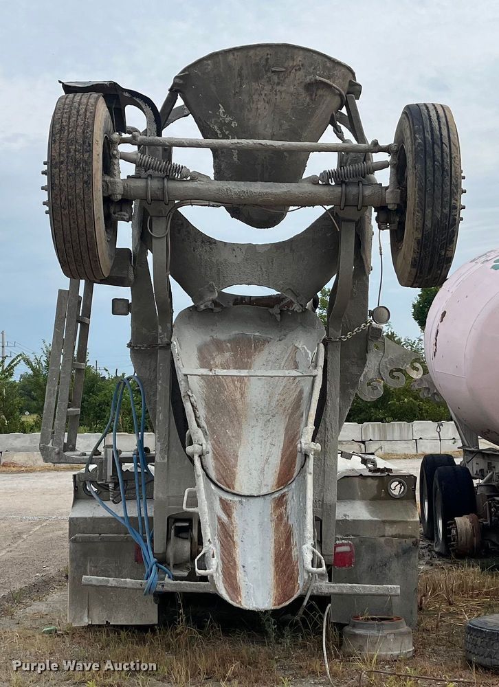 image for item ED2192 1998 Kenworth W900B ready mix truck