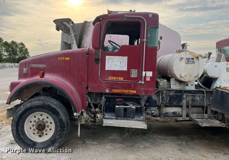 image for item ED2192 1998 Kenworth W900B ready mix truck