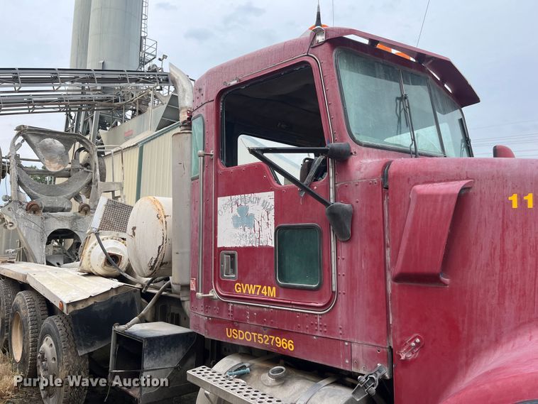 image for item ED2192 1998 Kenworth W900B ready mix truck