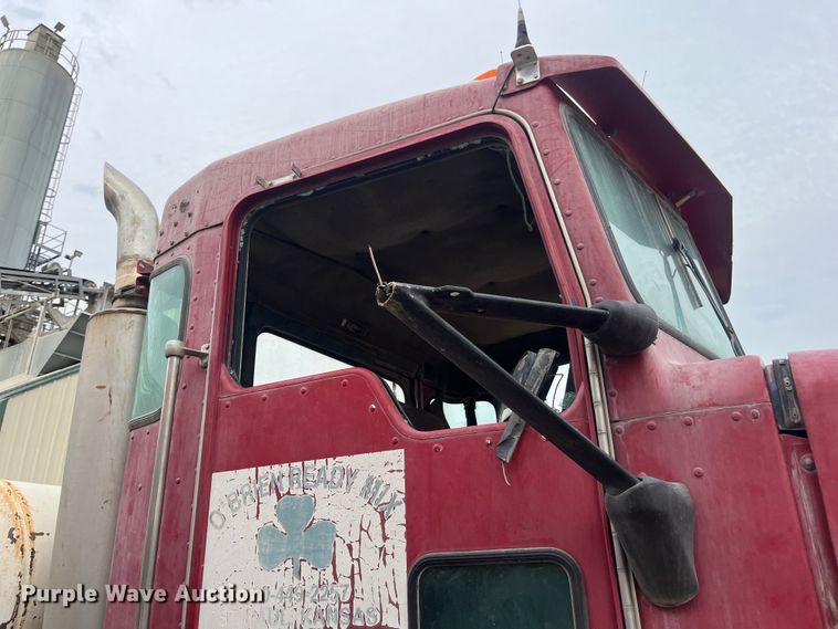 image for item ED2192 1998 Kenworth W900B ready mix truck