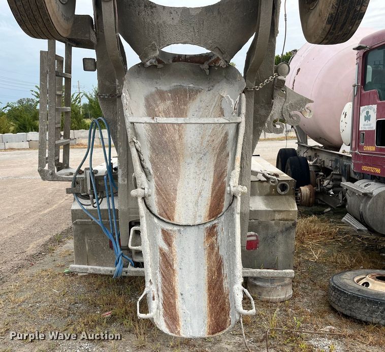 image for item ED2192 1998 Kenworth W900B ready mix truck