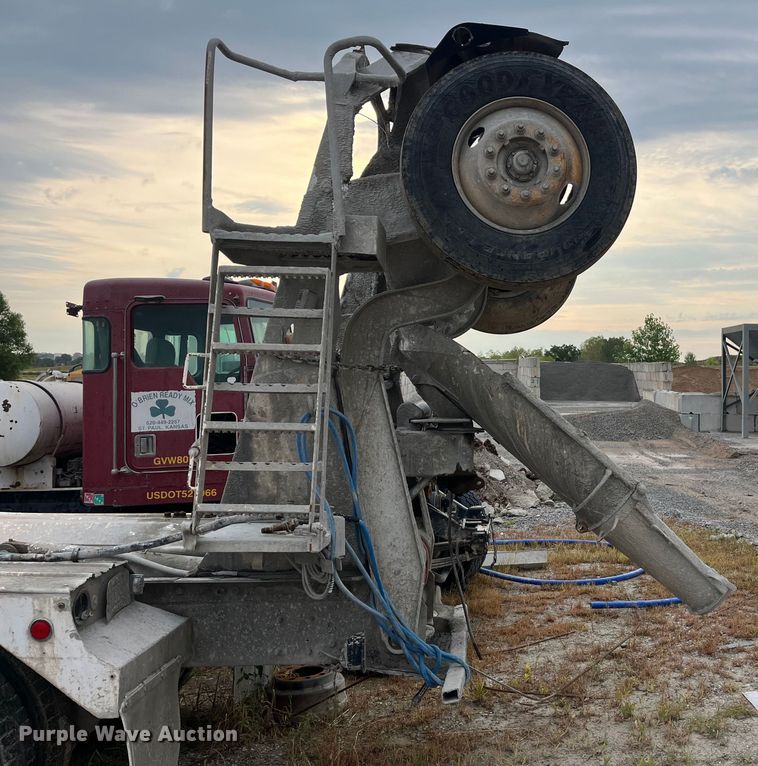 image for item ED2192 1998 Kenworth W900B ready mix truck