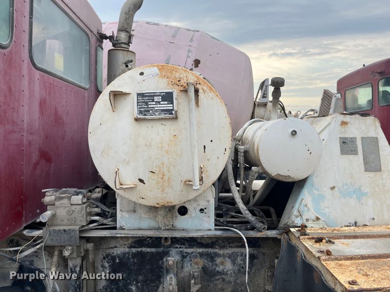 image for item ED2192 1998 Kenworth W900B ready mix truck