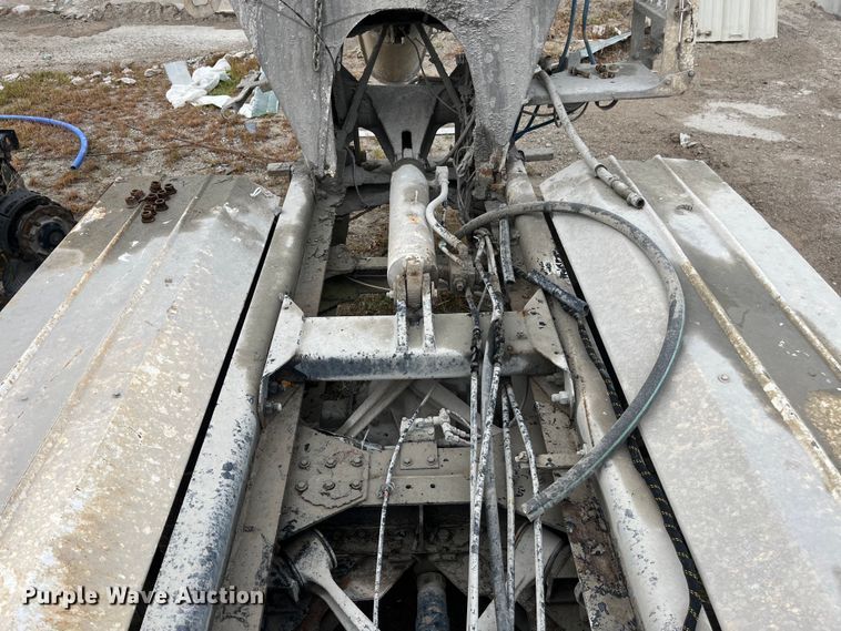 image for item ED2192 1998 Kenworth W900B ready mix truck