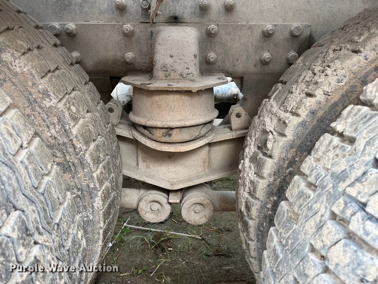 image for item ED2192 1998 Kenworth W900B ready mix truck