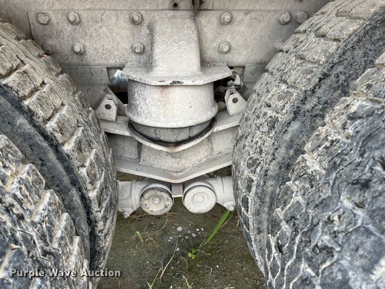 image for item ED2192 1998 Kenworth W900B ready mix truck