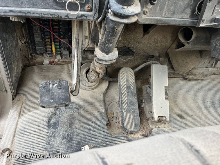 image for item ED2192 1998 Kenworth W900B ready mix truck