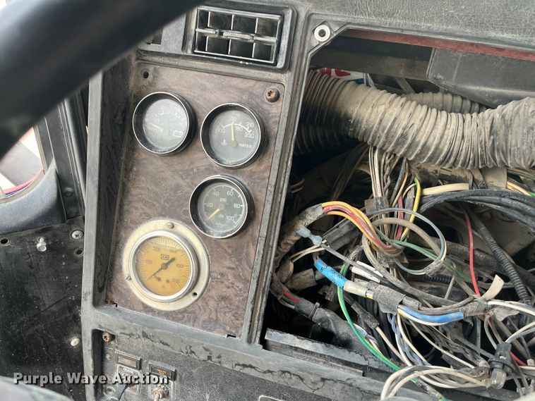 image for item ED2192 1998 Kenworth W900B ready mix truck