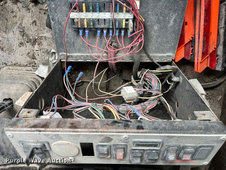 image for item ED2192 1998 Kenworth W900B ready mix truck