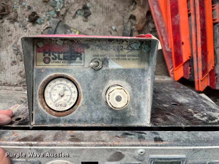 image for item ED2192 1998 Kenworth W900B ready mix truck