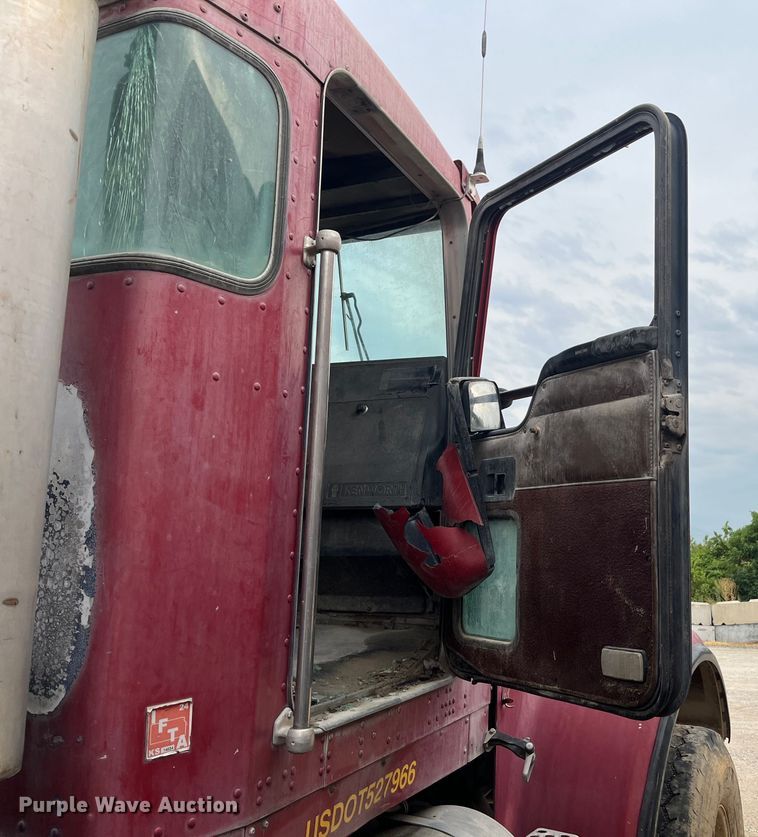 image for item ED2192 1998 Kenworth W900B ready mix truck