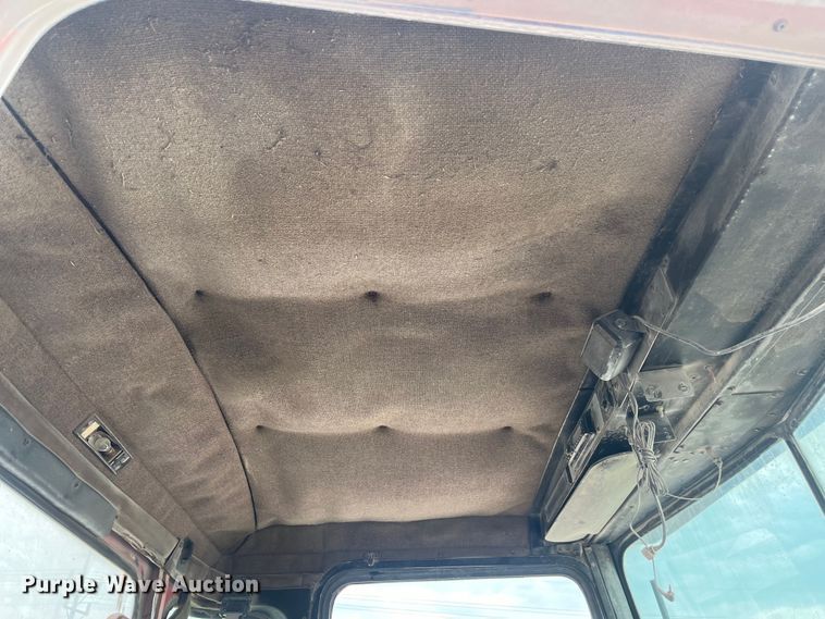 image for item ED2192 1998 Kenworth W900B ready mix truck