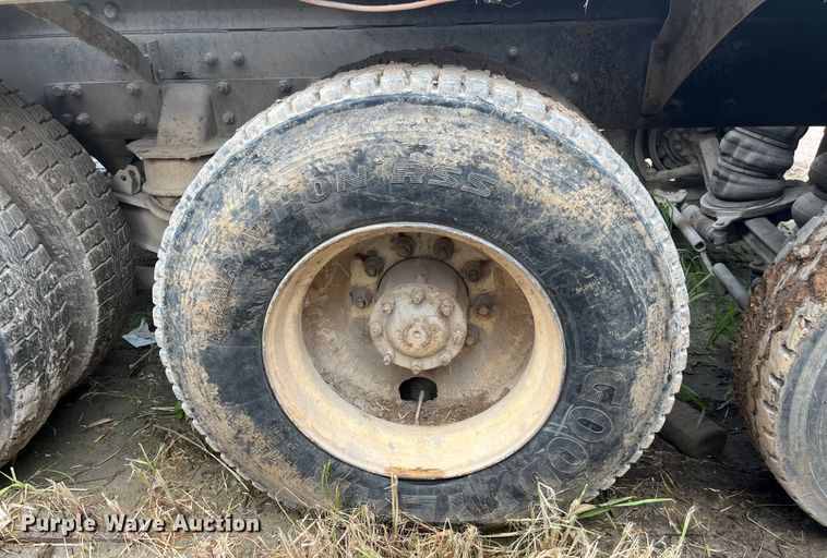 image for item ED2192 1998 Kenworth W900B ready mix truck