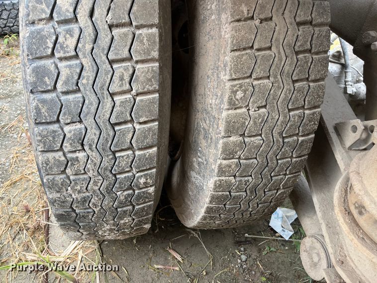 image for item ED2192 1998 Kenworth W900B ready mix truck