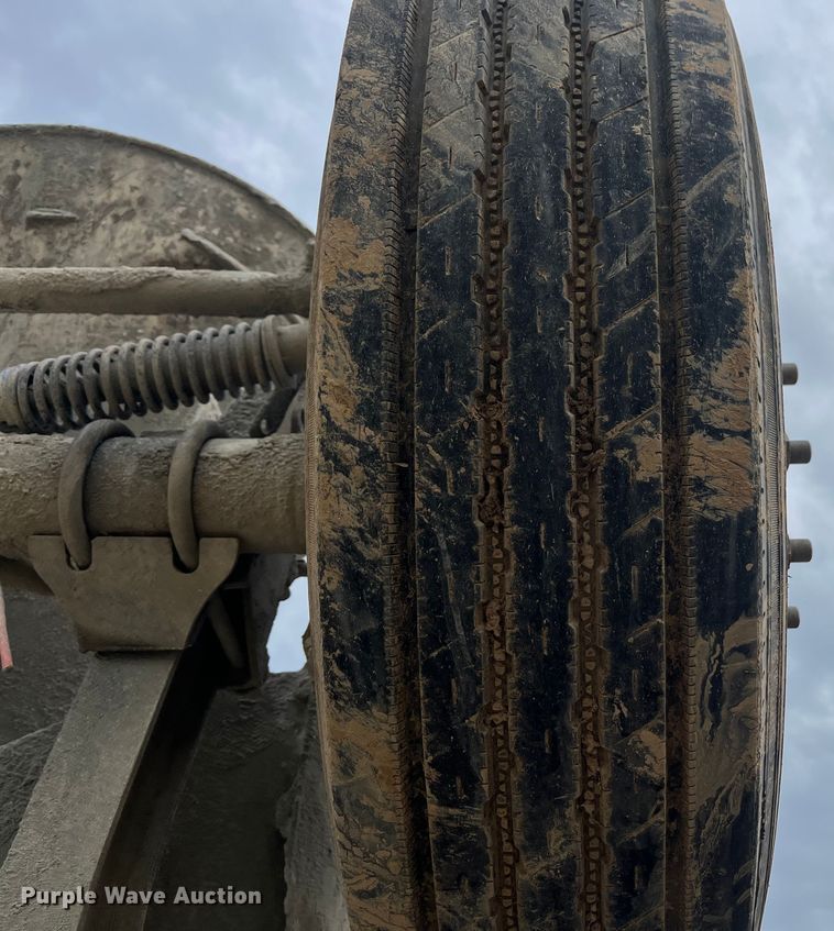 image for item ED2192 1998 Kenworth W900B ready mix truck