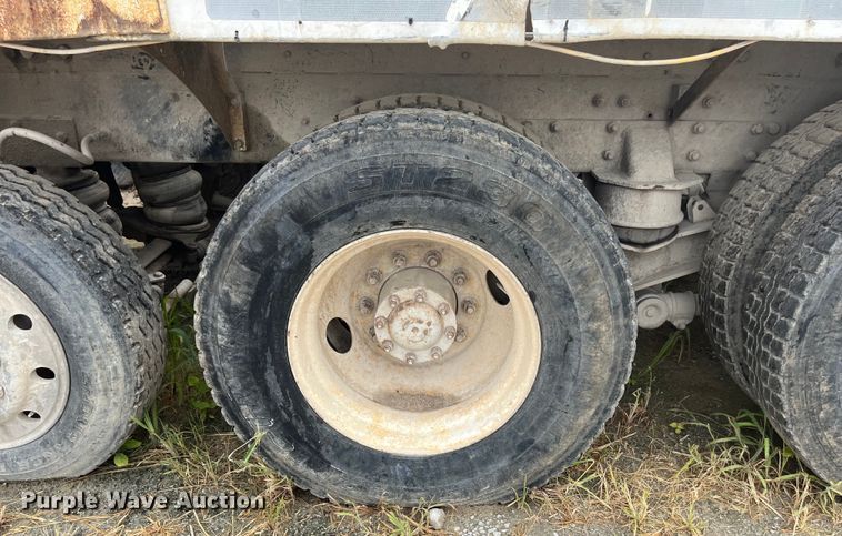 image for item ED2192 1998 Kenworth W900B ready mix truck