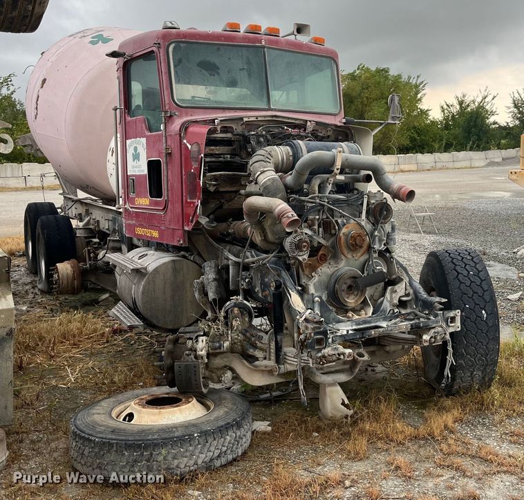 image for item ED2193 2000 Kenworth W900 ready mix truck