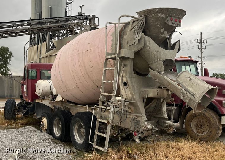 image for item ED2193 2000 Kenworth W900 ready mix truck