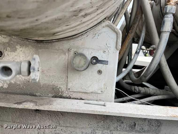 image for item ED2193 2000 Kenworth W900 ready mix truck