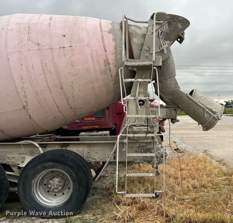 image for item ED2193 2000 Kenworth W900 ready mix truck