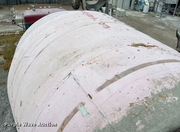 image for item ED2193 2000 Kenworth W900 ready mix truck