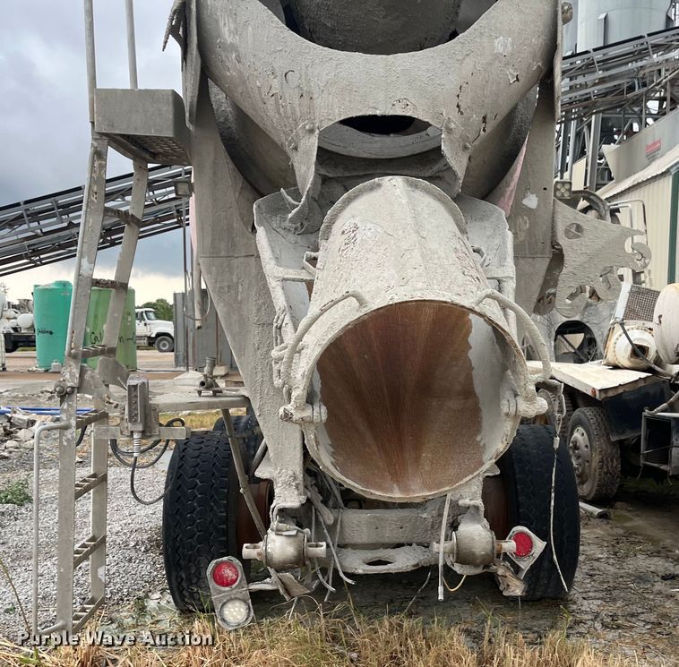 image for item ED2193 2000 Kenworth W900 ready mix truck