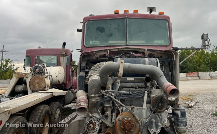 image for item ED2193 2000 Kenworth W900 ready mix truck