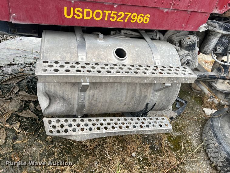 image for item ED2193 2000 Kenworth W900 ready mix truck