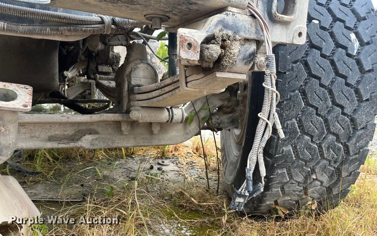 image for item ED2193 2000 Kenworth W900 ready mix truck