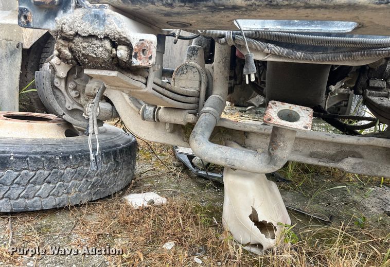 image for item ED2193 2000 Kenworth W900 ready mix truck