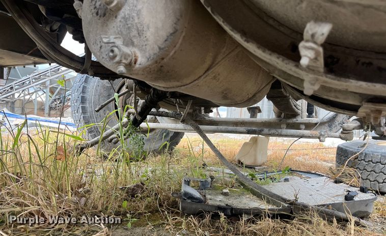 image for item ED2193 2000 Kenworth W900 ready mix truck