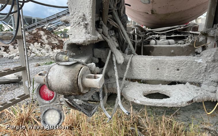 image for item ED2193 2000 Kenworth W900 ready mix truck