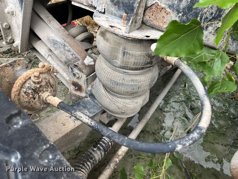 image for item ED2193 2000 Kenworth W900 ready mix truck