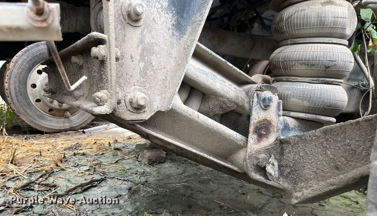 image for item ED2193 2000 Kenworth W900 ready mix truck