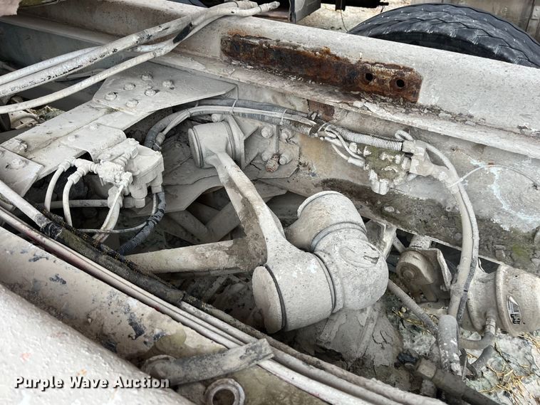 image for item ED2193 2000 Kenworth W900 ready mix truck