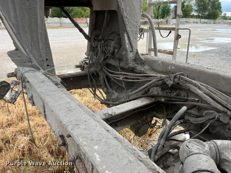 image for item ED2193 2000 Kenworth W900 ready mix truck