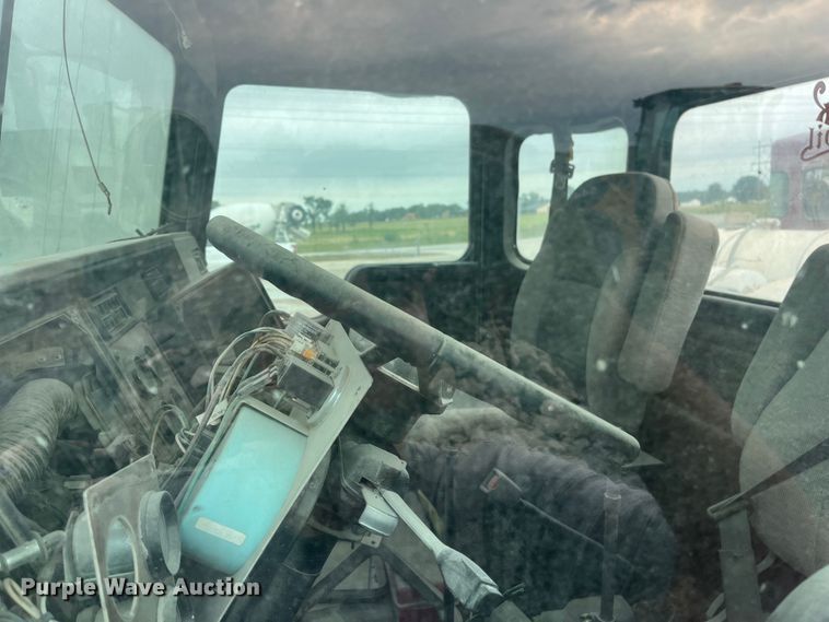 image for item ED2193 2000 Kenworth W900 ready mix truck